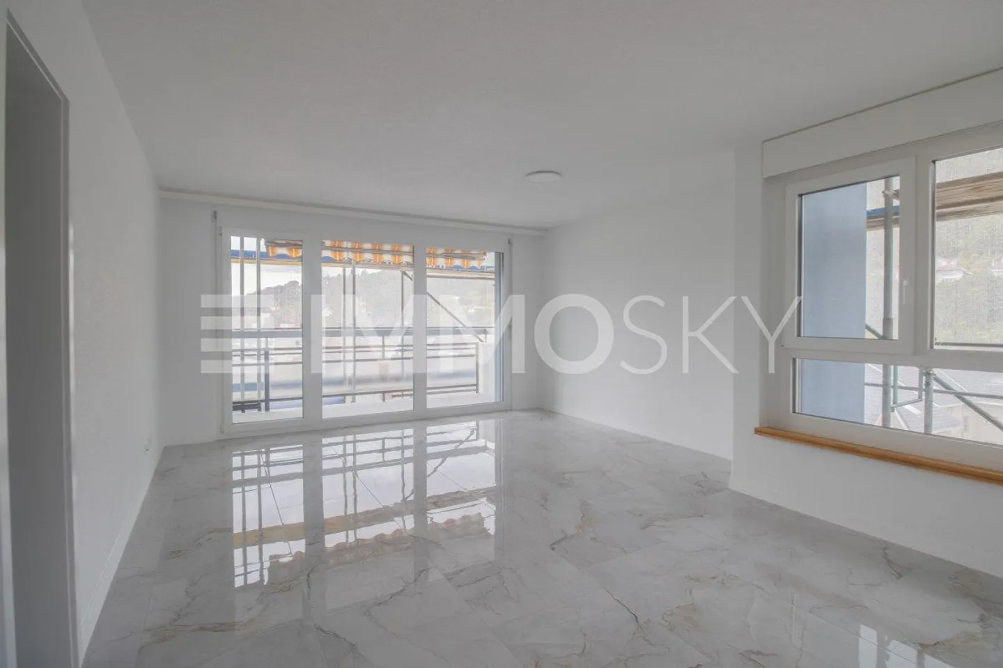Apartment for sale - Photo 2 of 5