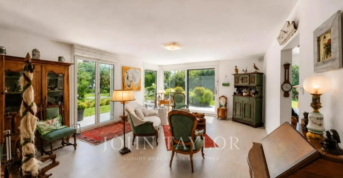 Magnifique souplex avec jardin dans une résidence moderne - Foto 3 di 12