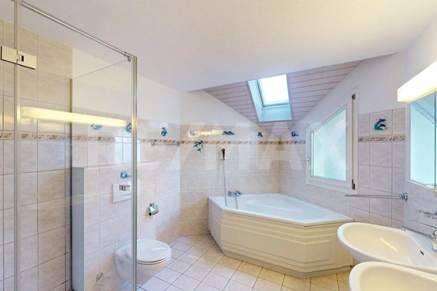 Maison jumelée de 4,5 pièces avec véranda - Photo 9 sur 13