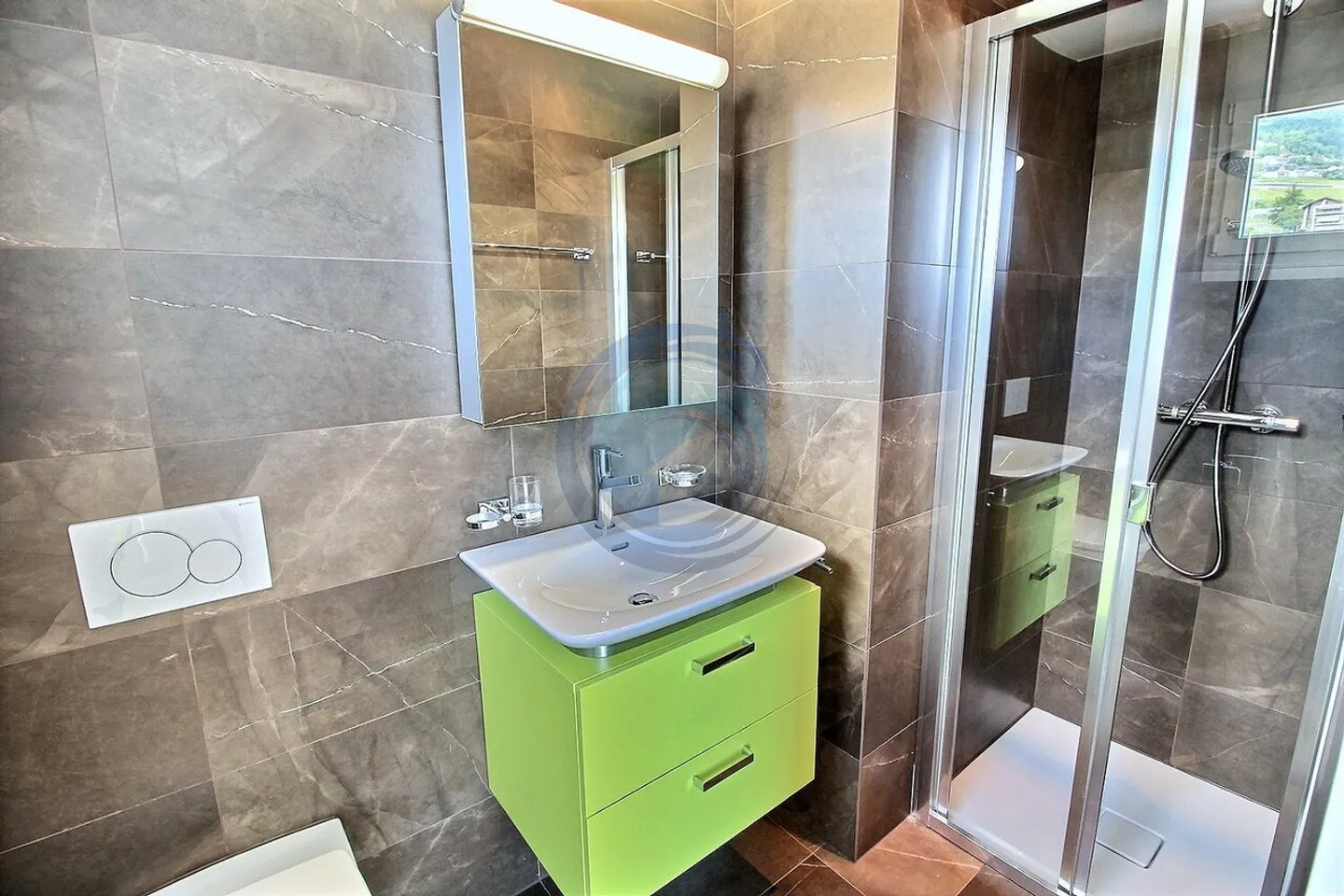 DISPONIBILE IMMEDIATAMENTE - MAGNIFICO ATTICO 4,5 STANZE CON TERRAZZA E ASCENSORE - Foto 10 di 17