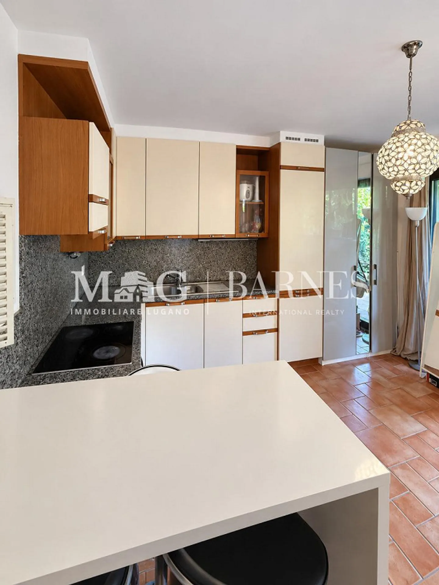 Appartamento Incantevole con Patio Privato - Foto 5 di 11