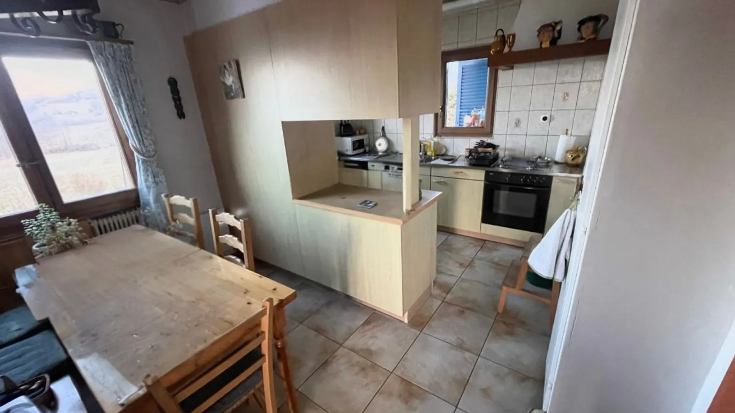 Bella casa familiare a St-Légier con vista sul lago - Foto 6 di 12