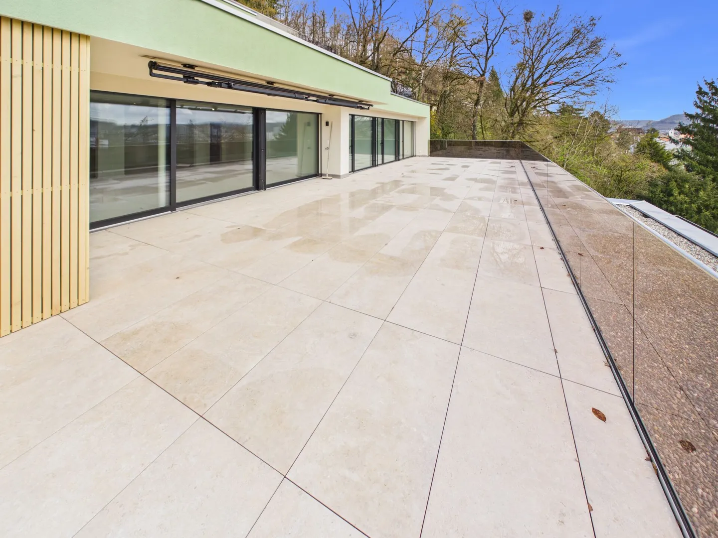 Appartamento esclusivo con terrazza di 5,5 stanze a Umiken - Foto 1 di 11