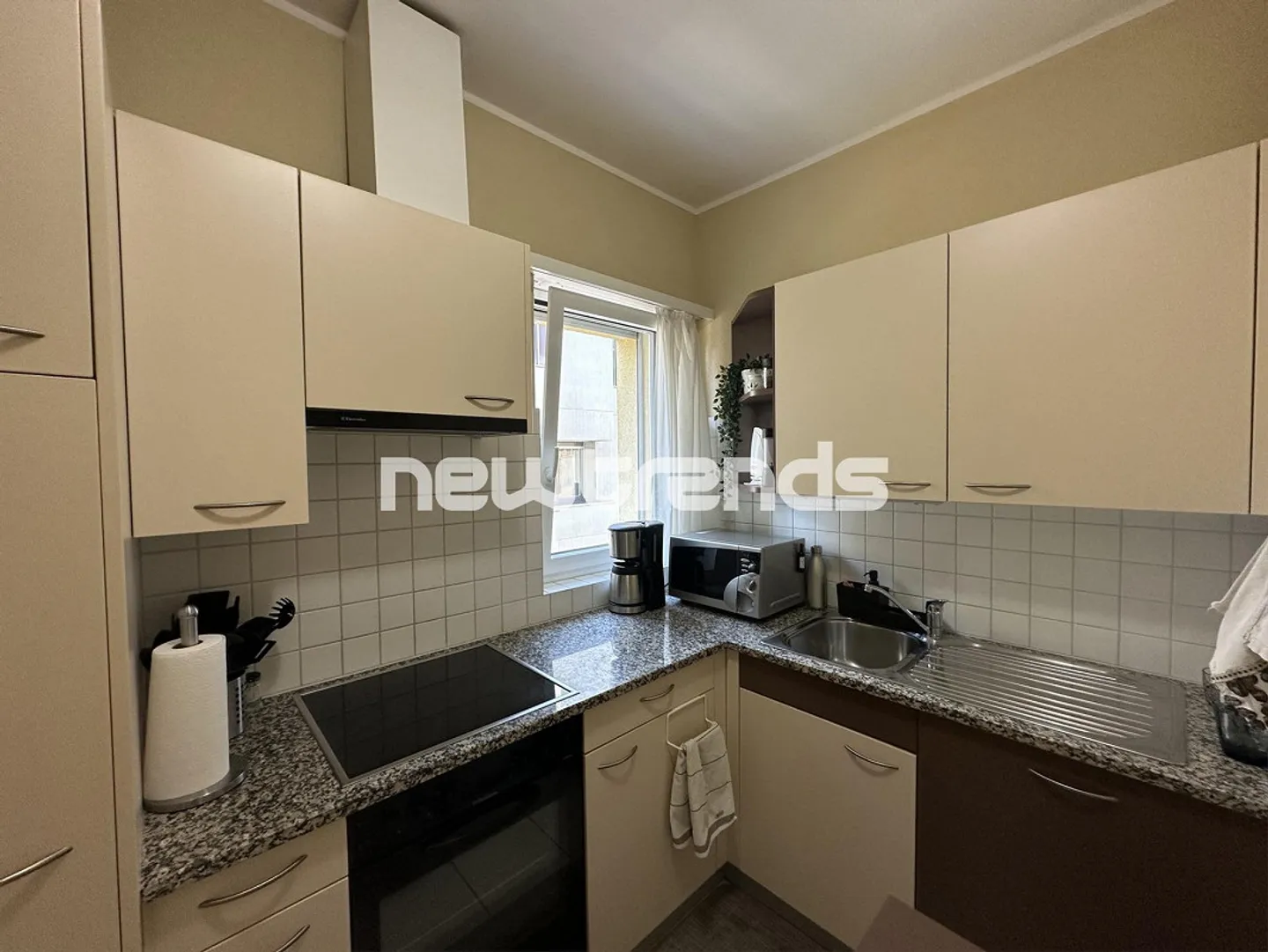 Appartement lumineux à Cassarate avec vue sur le lac - Photo 4 sur 12