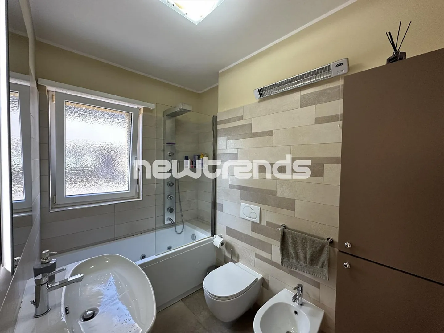 Appartement lumineux à Cassarate avec vue sur le lac - Photo 9 sur 12