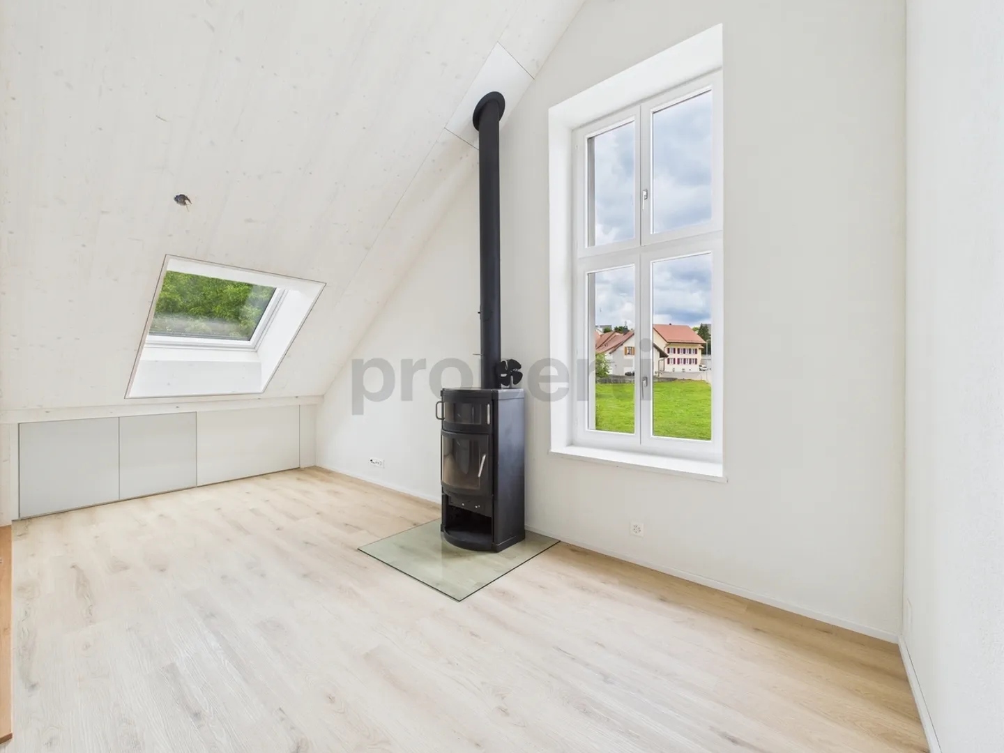 Appartamento esclusivo con 4 camere a Stüsslingen - Ristrutturato di recente! - Foto 1 di 11