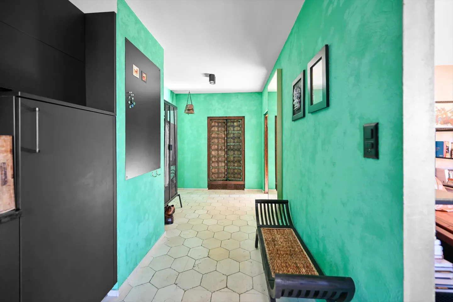 APPARTEMENT SPACIEUX DE 2,5 PIÈCES RÉNOVATION - Photo 5 sur 8