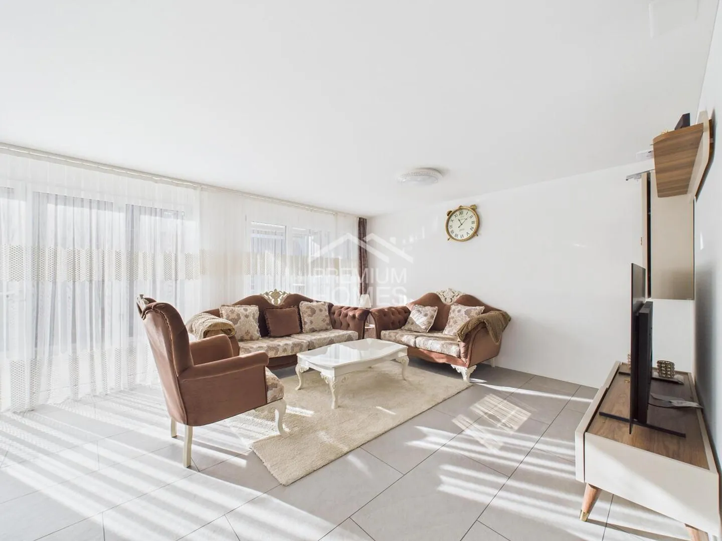 Quadrato, Pratico, Buono! - Appartamento con giardino nel centro del villaggio! - Foto 2 di 8