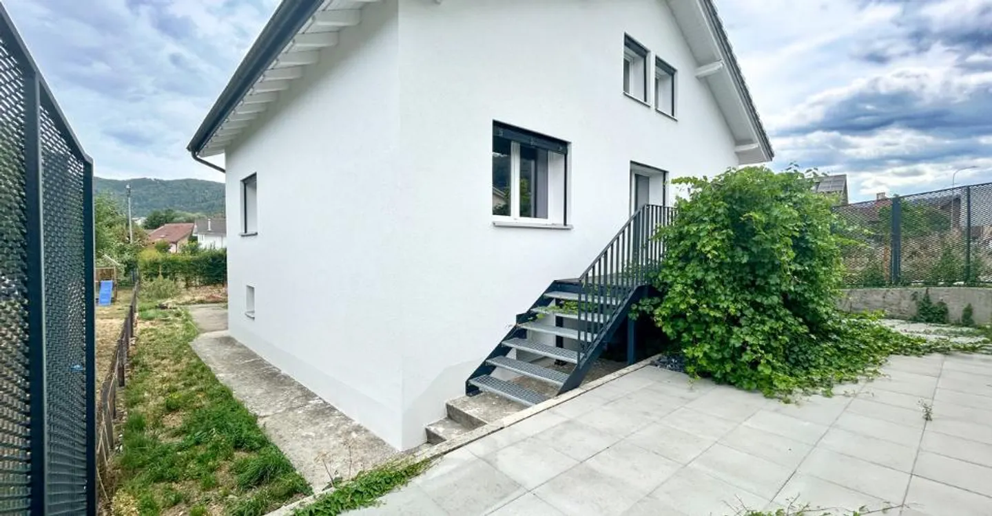 Renovated Family Home in Vicques - Photo 3 of 12