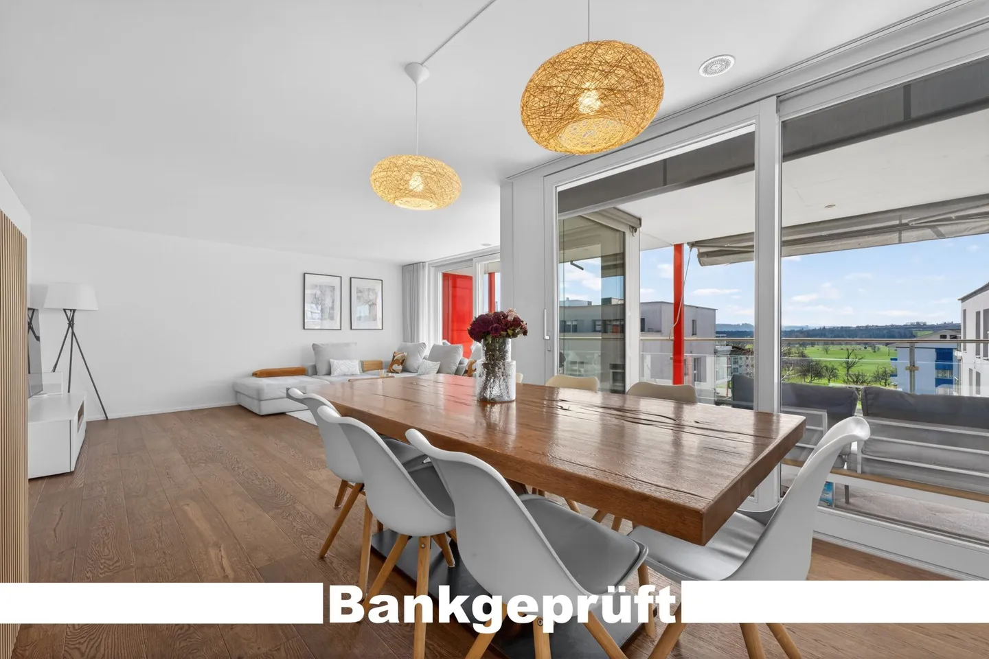 Wohnen mit Weitsicht - moderne Eigentumswohnung an familienfreundlicher Lage - Photo 1 sur 21