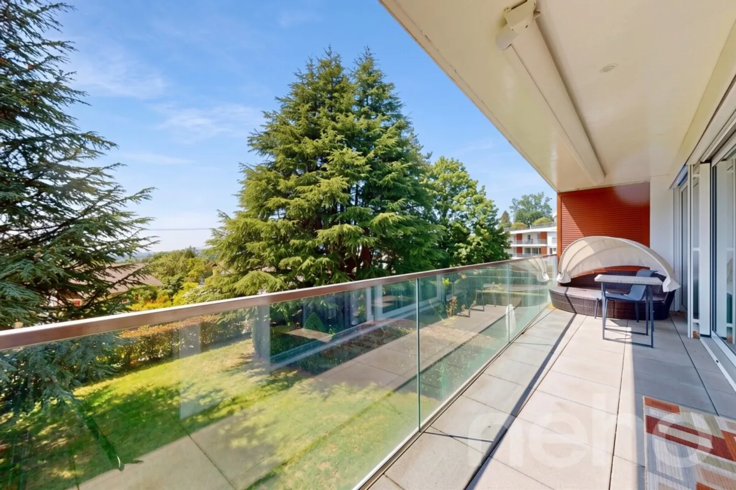 Wunderschönes Reihenhaus mit 5,5 Zimmern in absoluter Ruhe in Mont/Lausanne - Foto 5 von 13