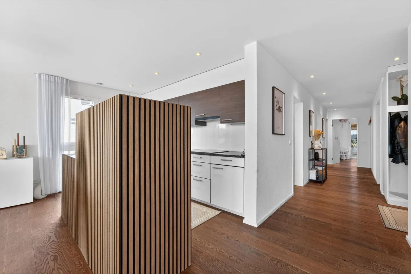 Wohnen mit Weitsicht - moderne Eigentumswohnung an familienfreundlicher Lage - Photo 8 sur 21