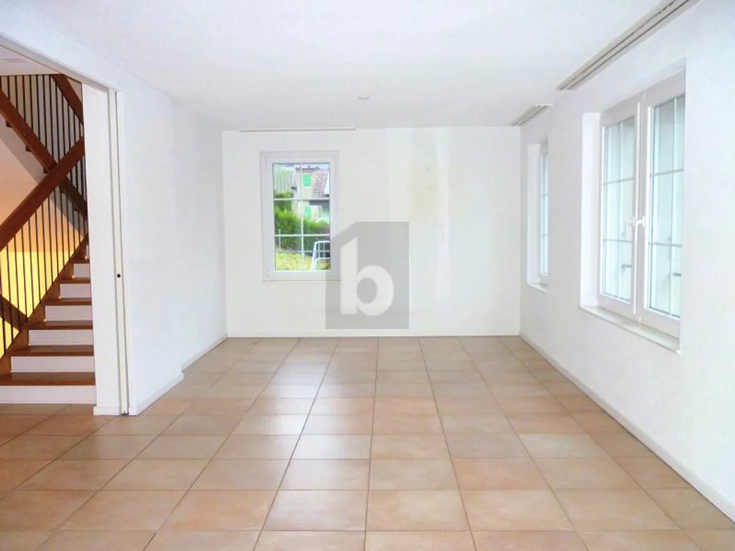 Maison Mitoyenne Charmante - Photo 5 sur 6