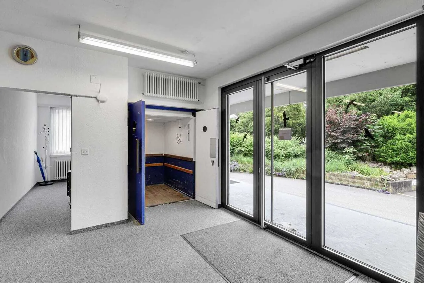 Immobile commerciale a Wettingen: un buon investimento! - Foto 1 di 11