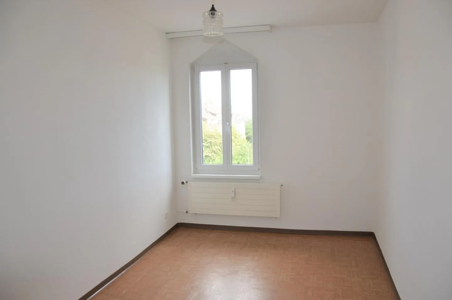 Cozy 3-room attic apartment with small balcony - Photo 12 of 18