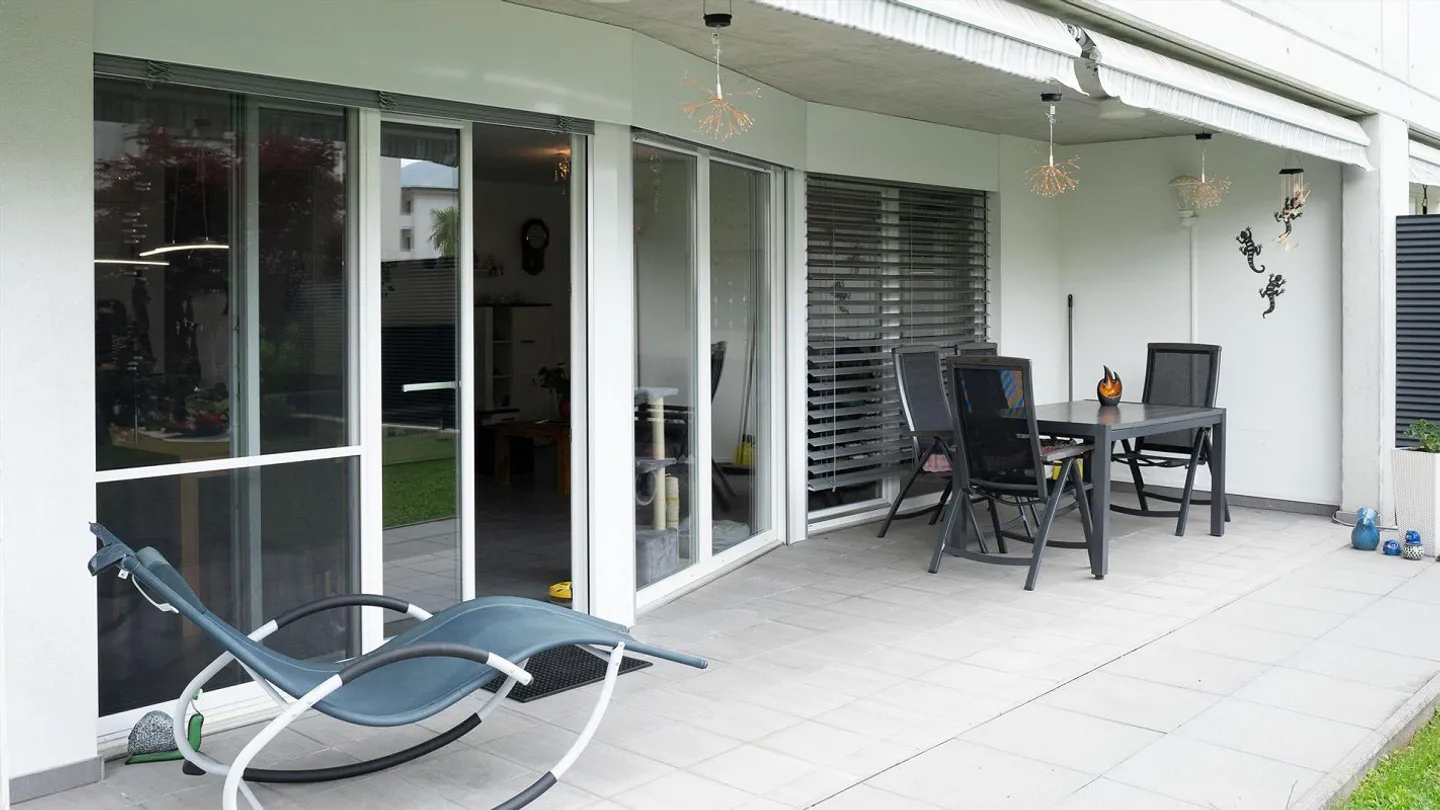 Geräumige 4,5-Zimmer-Wohnung mit großem Privatgarten in Tenero - Foto 12 von 20