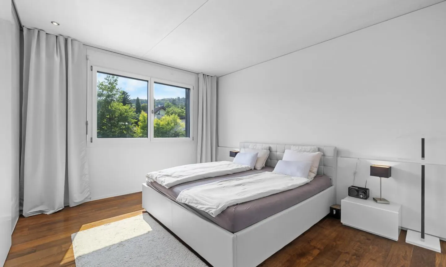 Wohnoase mit Garten, Terrasse & Stil ? 5.5-Zimmerhaus im Grünen - Foto 4 von 13