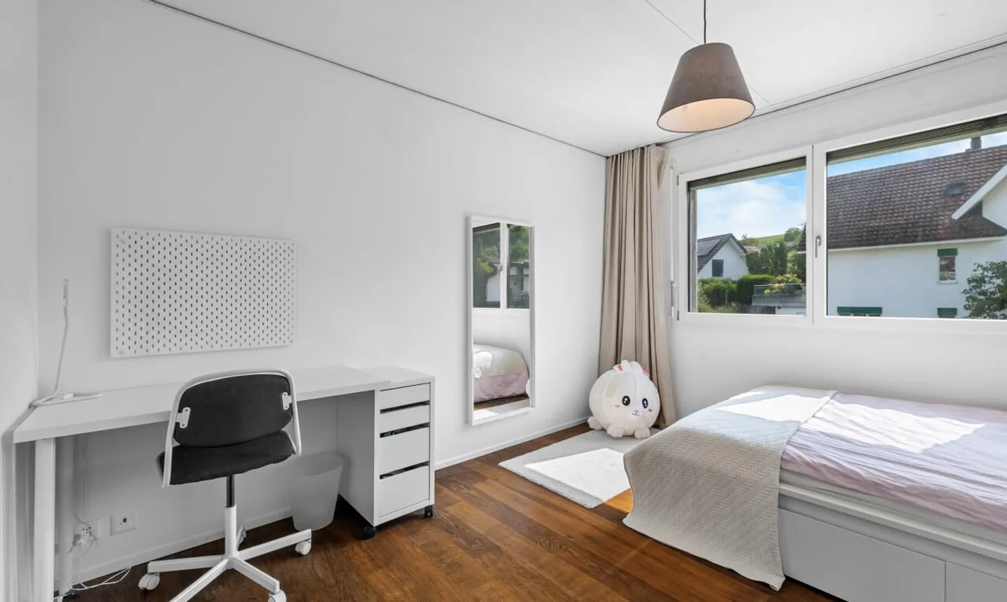 Wohnoase mit Garten, Terrasse & Stil ? 5.5-Zimmerhaus im Grünen - Foto 5 von 13