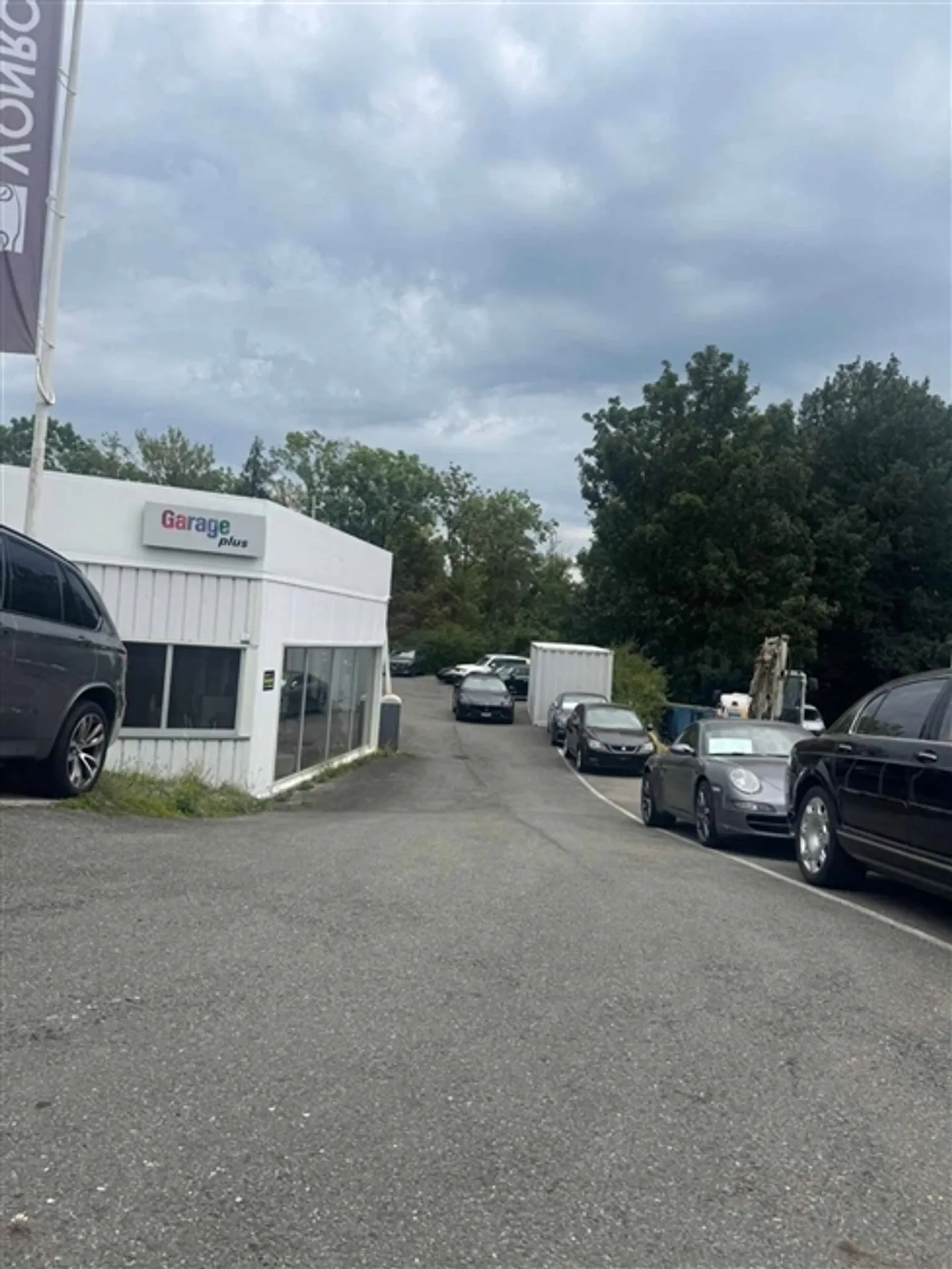 Garage/officina carrozzeria completamente attrezzata, situata comodamente all'uscita dell'autostrada - Foto 2 di 2