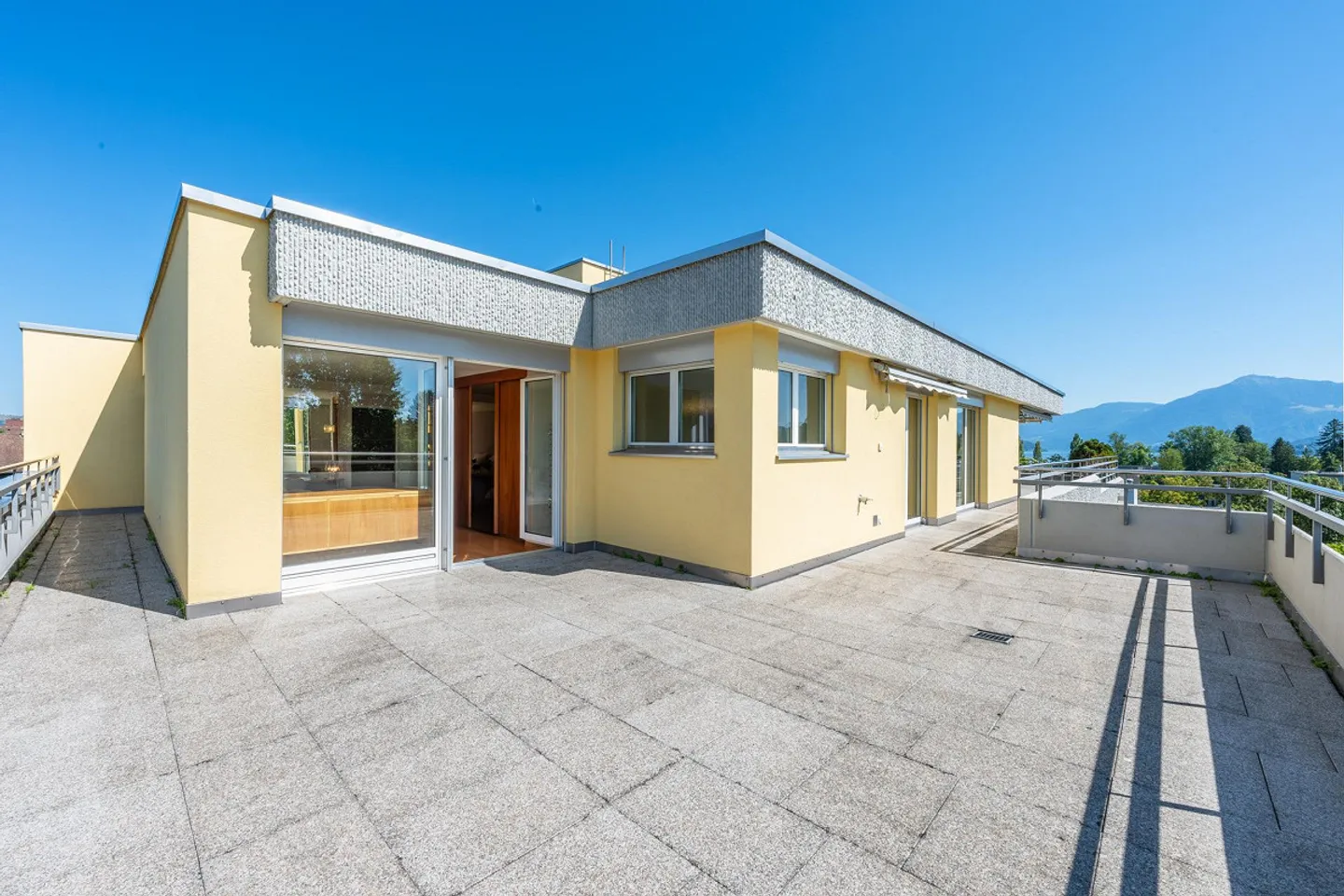 Appartement en Attique 6.5 Pièces - Photo 8 sur 13