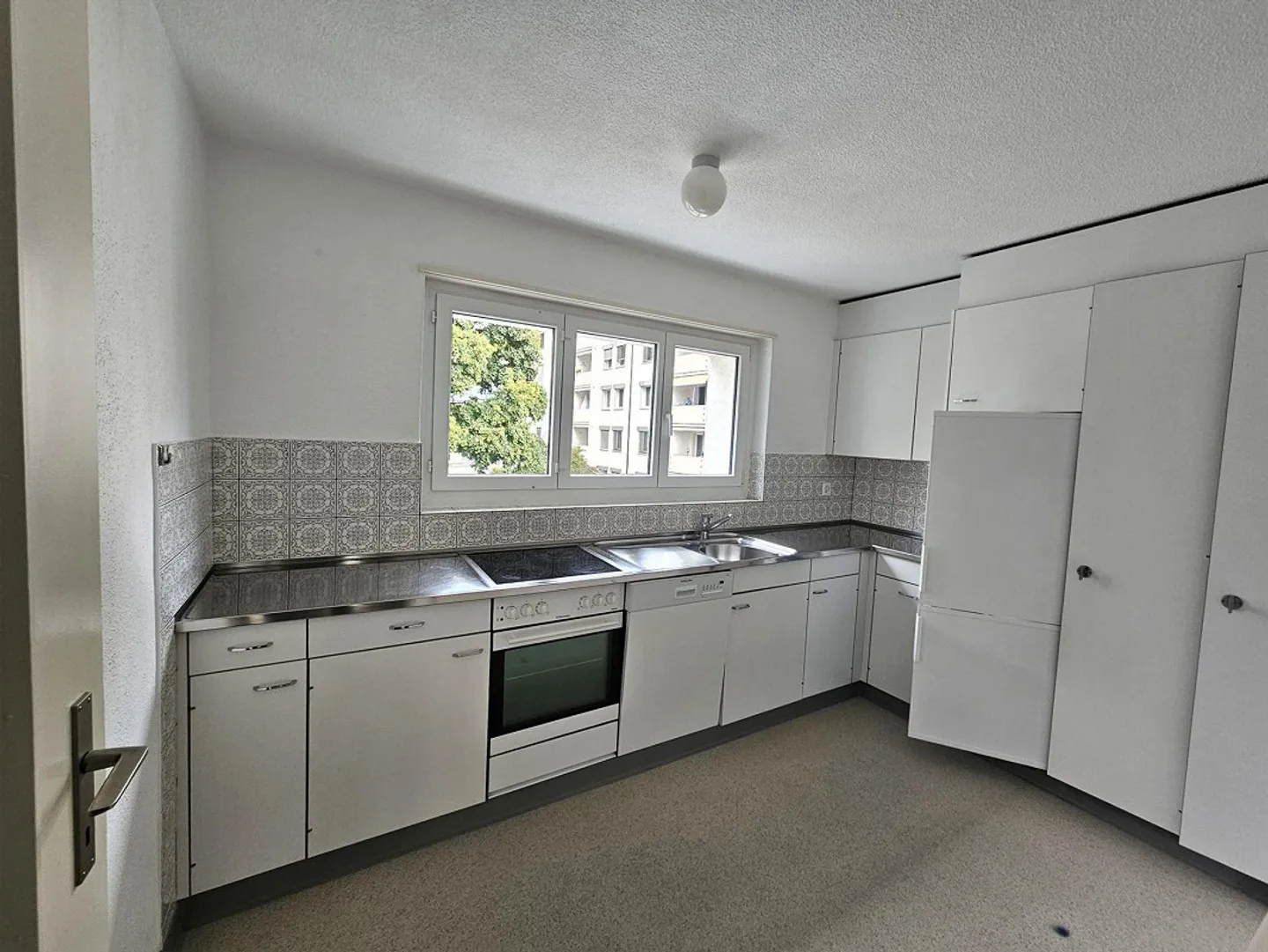 Appartamento 3 locali con balcone in posizione tranquilla - Foto 4 di 7