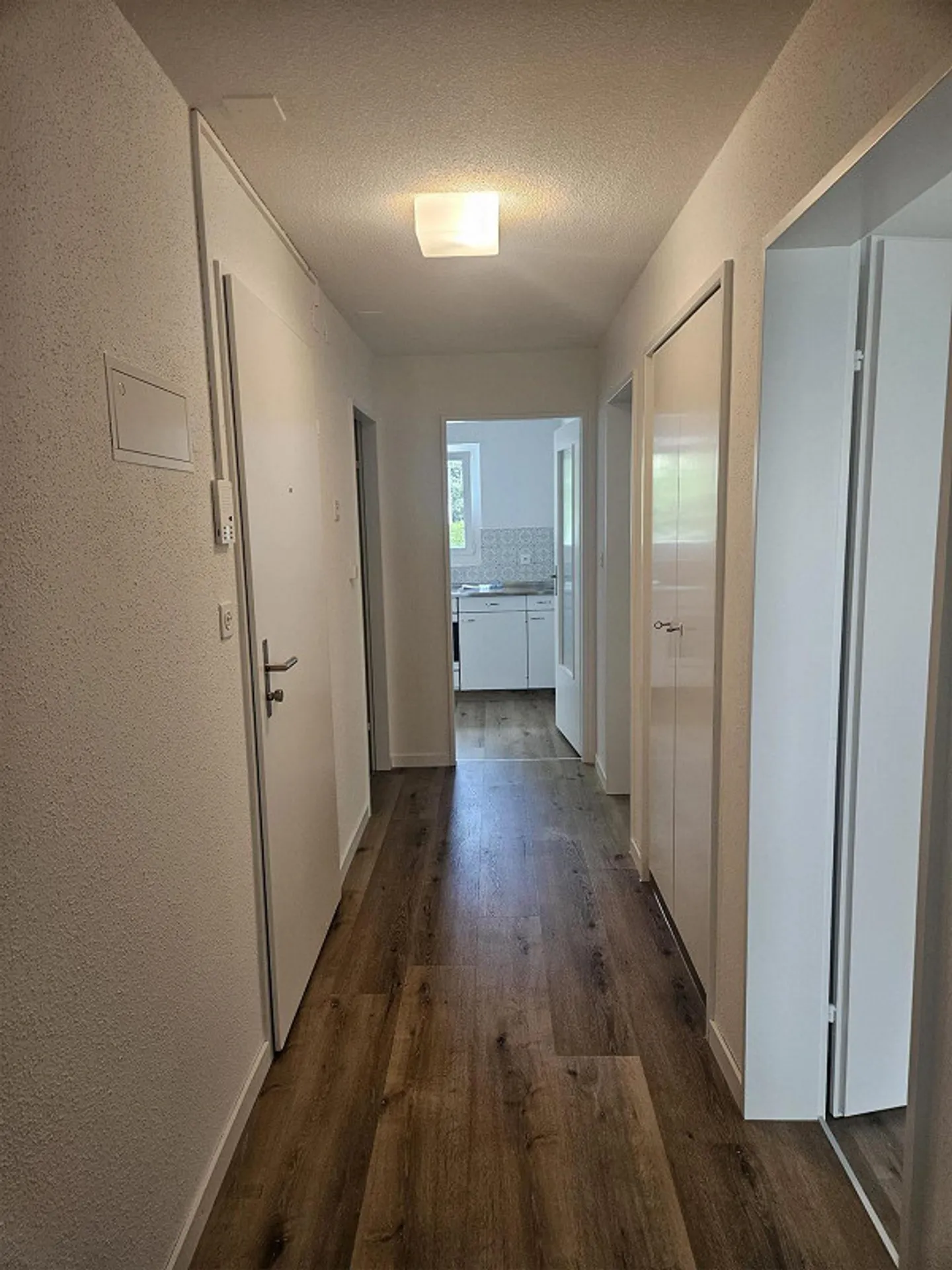 Appartamento 3 locali con balcone in posizione tranquilla - Foto 5 di 7
