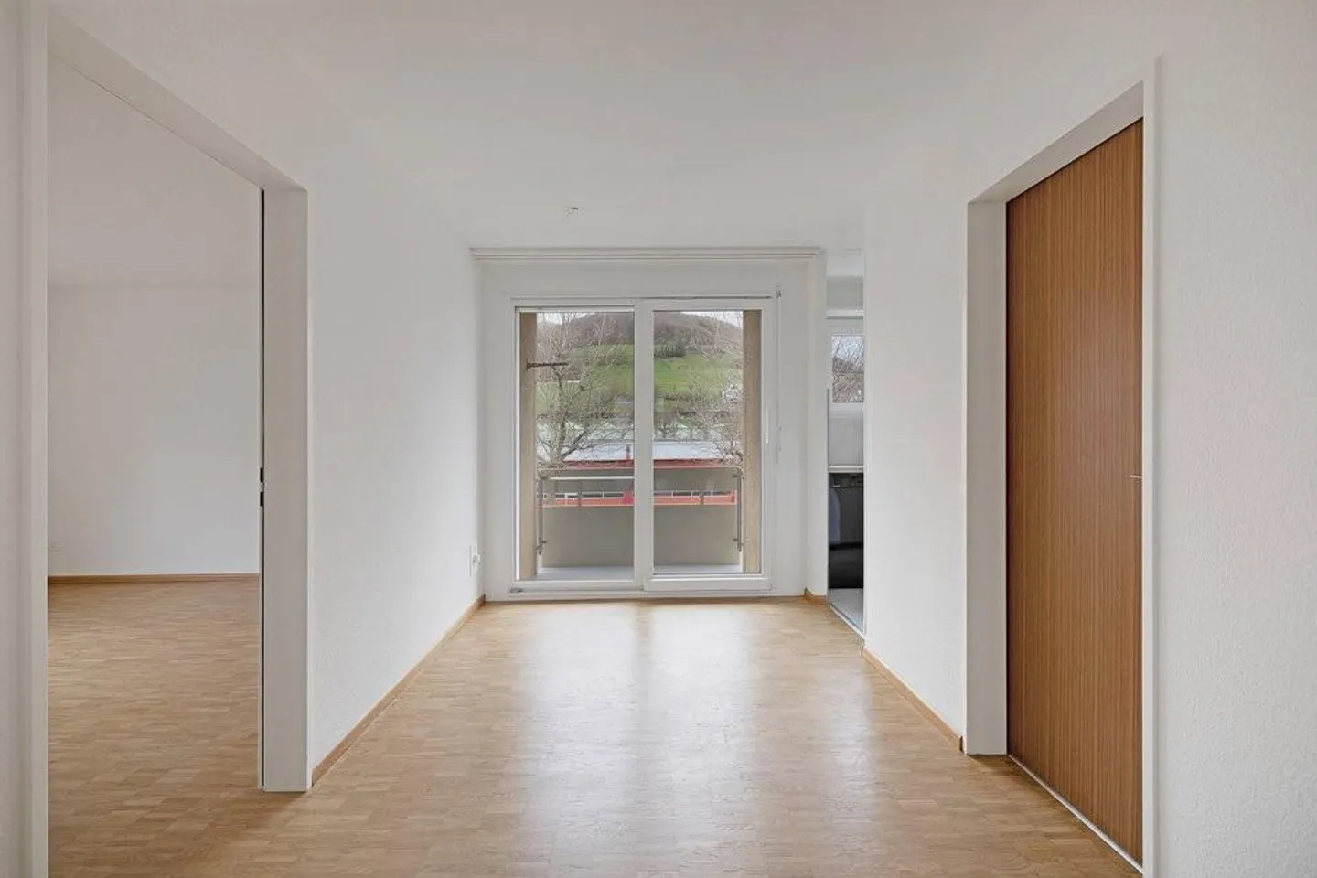 Familienwohnung in gepflegter Einheit - Foto 3 von 10