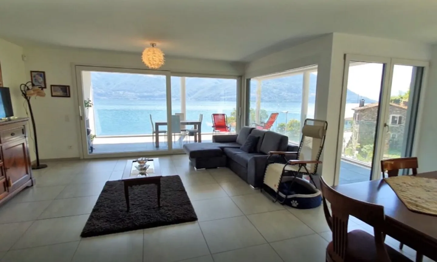 Appartement de 3 ½ pièces avec terrasse et vue panoramique sur le Lac Majeur - Photo 4 sur 9