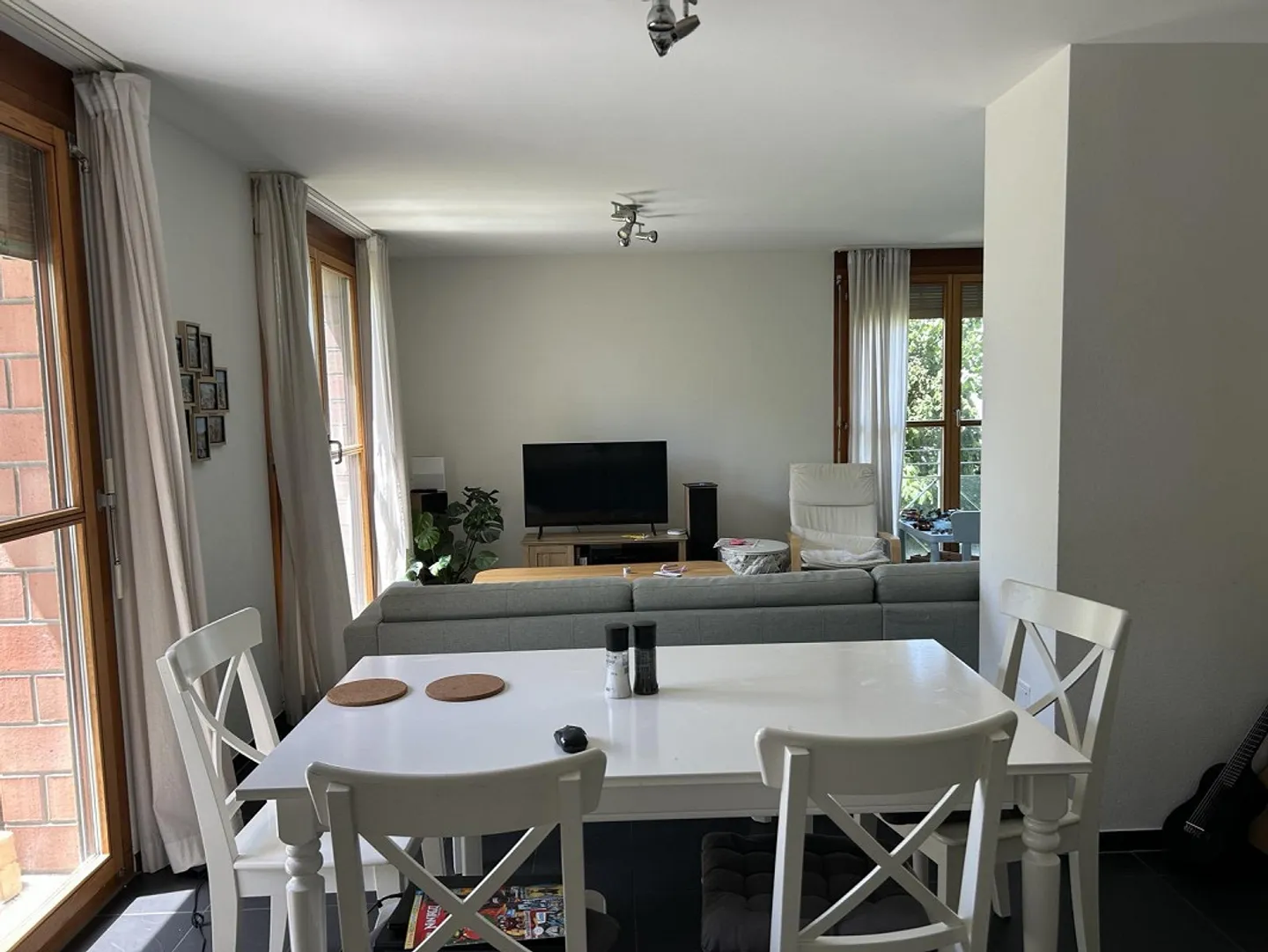 Spaziosa casa a schiera di 6,5 locali a Binningen - Foto 14 di 15