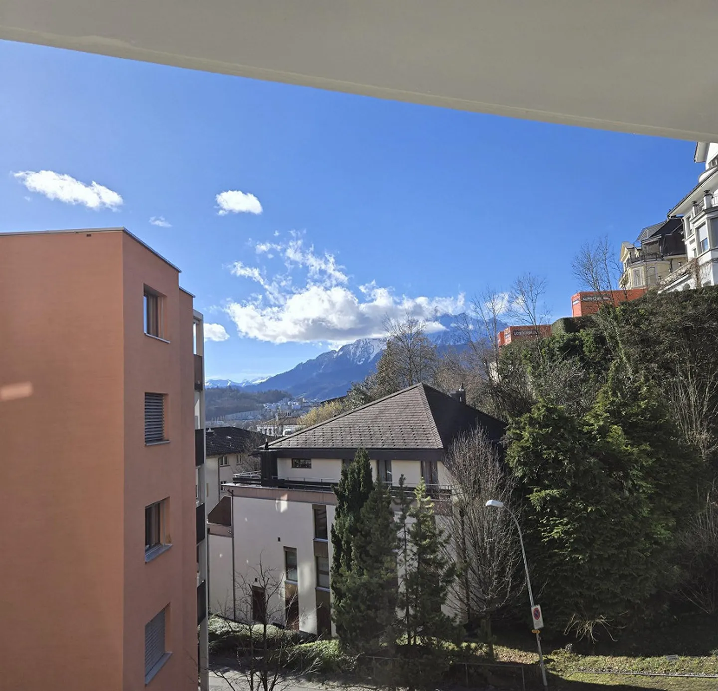 Atelier in una posizione tranquilla - Foto 1 di 5