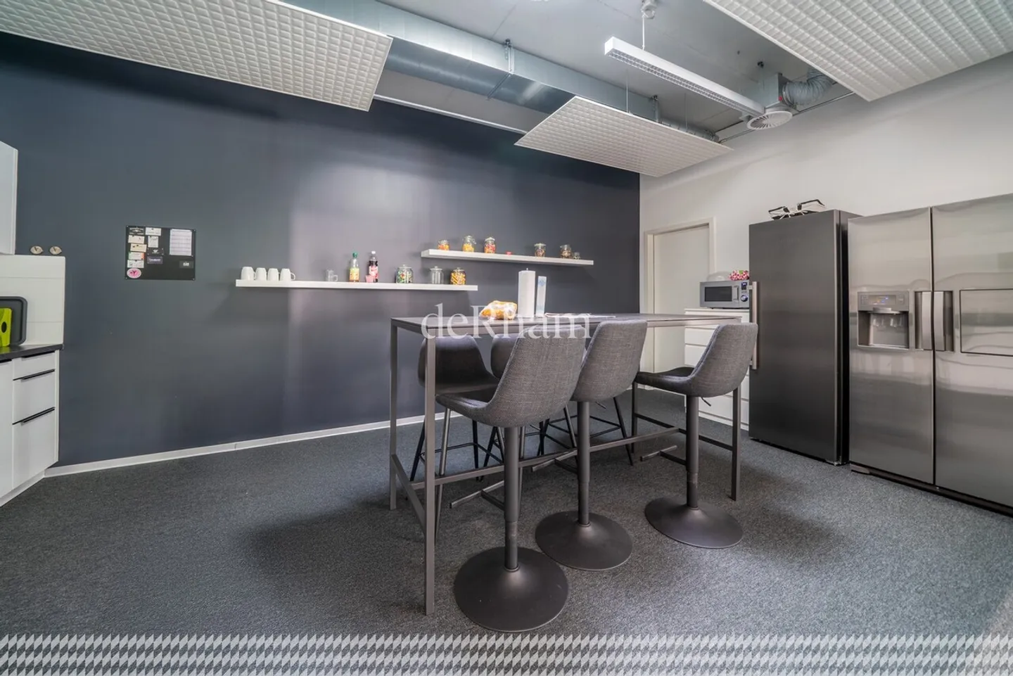 Spazio commerciale vicino ai servizi. - Foto 8 di 13