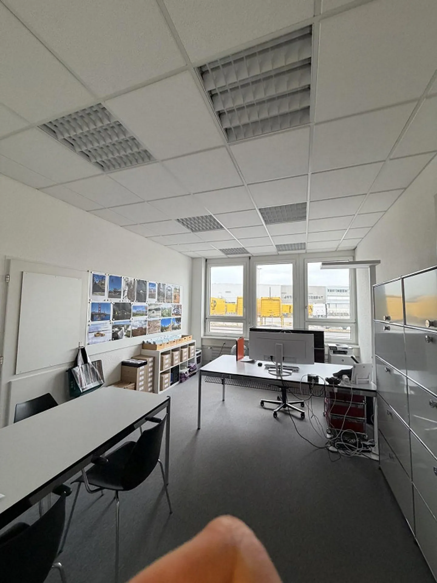 Repräsentatives Gewerbeobjekt mit Büro- und Lagerflächen an strateg... - Photo 1 of 13