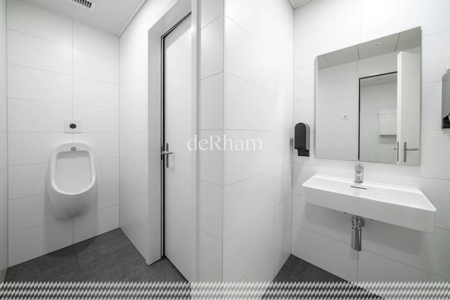 Spazio commerciale vicino ai servizi. - Foto 9 di 13