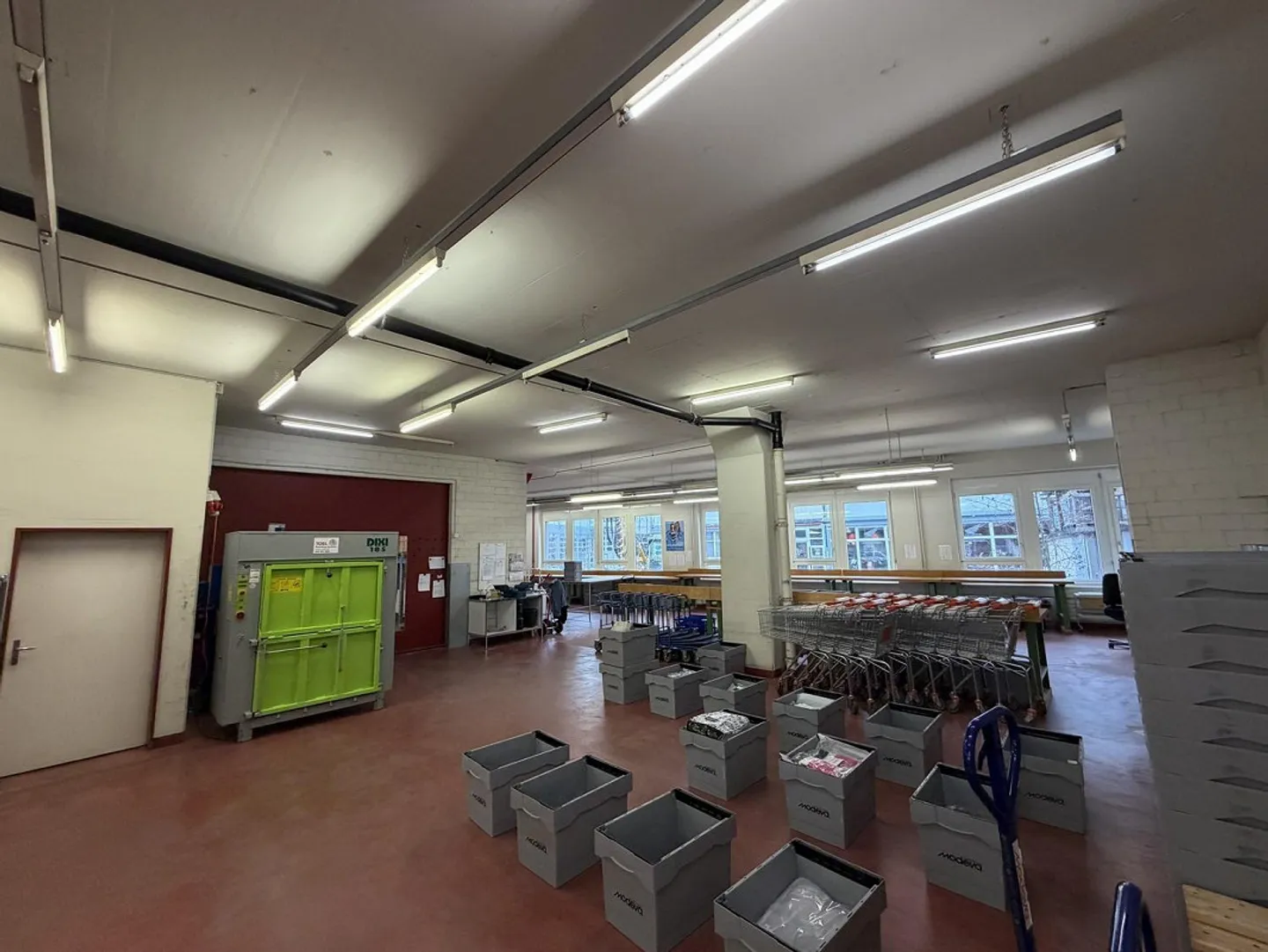 Repräsentatives Gewerbeobjekt mit Büro- und Lagerflächen an strateg... - Photo 9 of 13