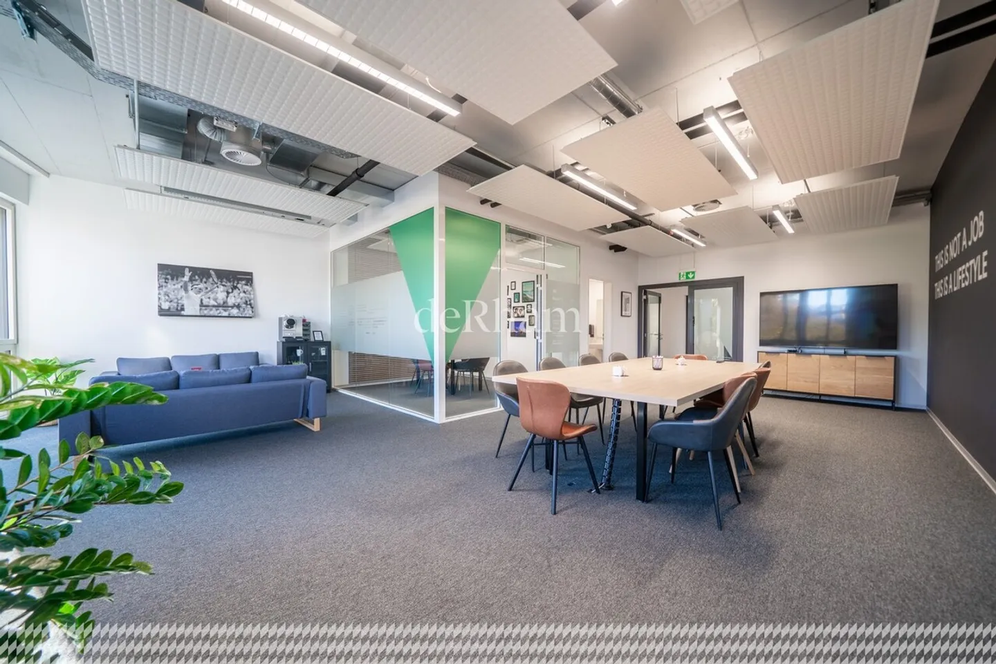 Spazio commerciale vicino ai servizi. - Foto 13 di 13