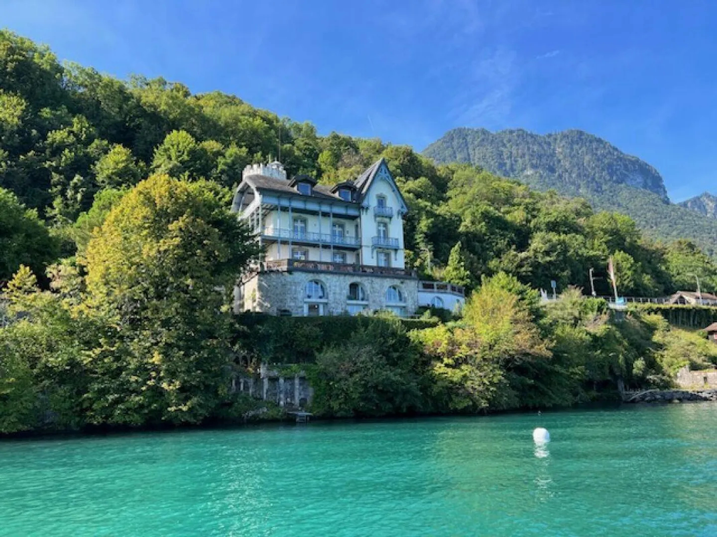 Très grand appartement de 4,5 pièces en duplex à Saint-Gingolph - Photo 11 sur 11