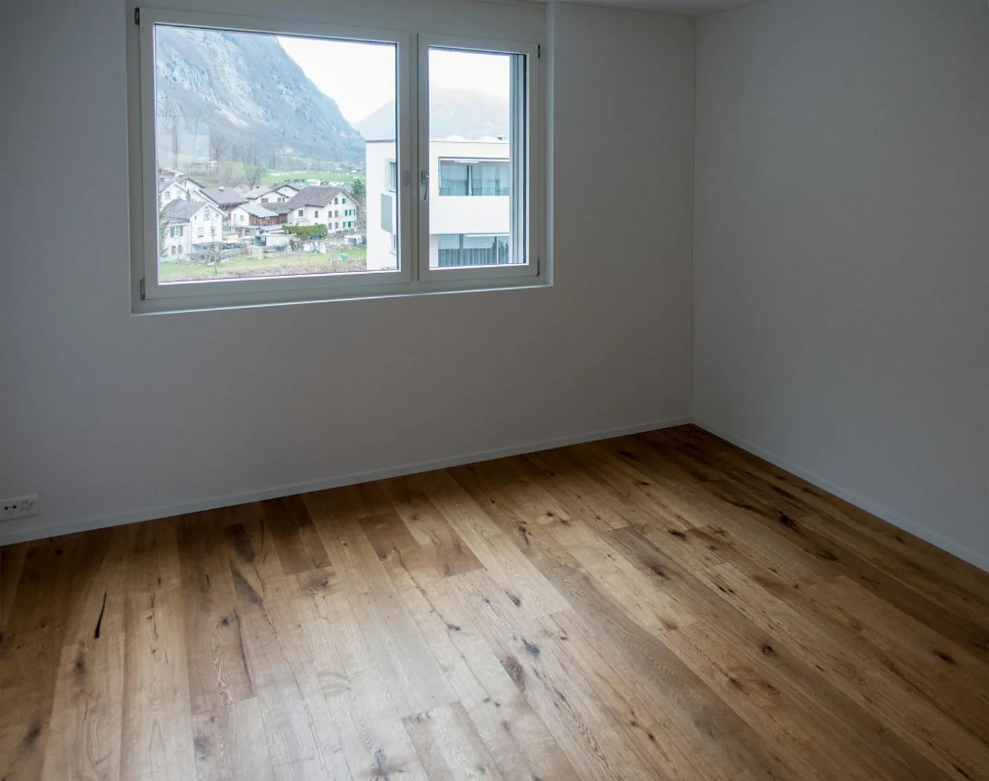 Appartement moderne de 3,5 pièces au 4ème étage avec balcon spacieux - Photo 11 sur 12
