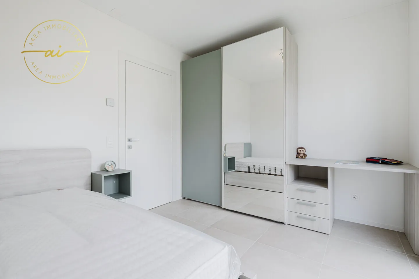 NEW 4.5 ROOMS WITH PRIVATE GARDEN IN ELEGANT RESIDENCE - Photo 10 of 13