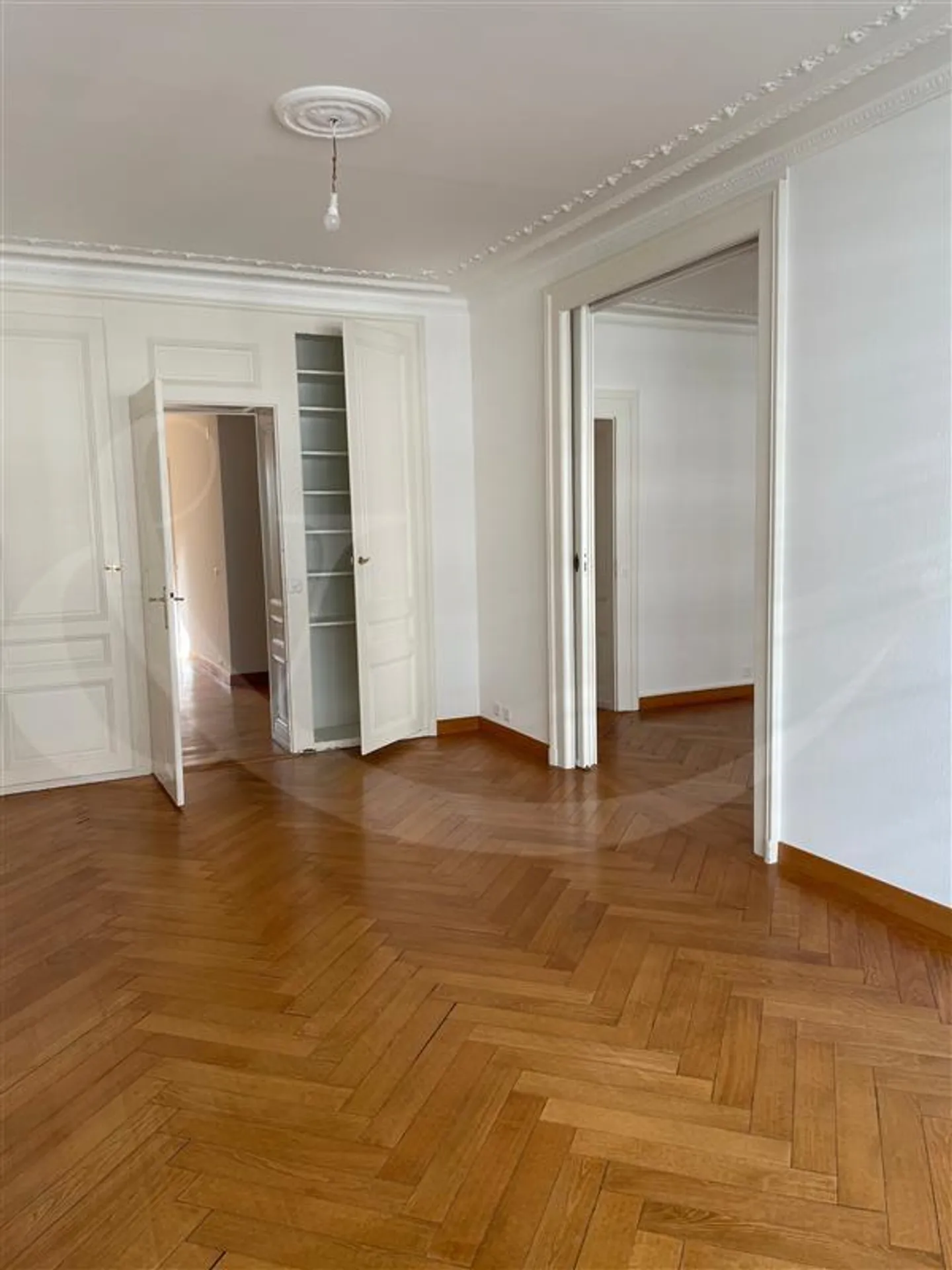 Ch. des Crêts-de-Champel 4, 5-room apartment - Photo 3 of 5