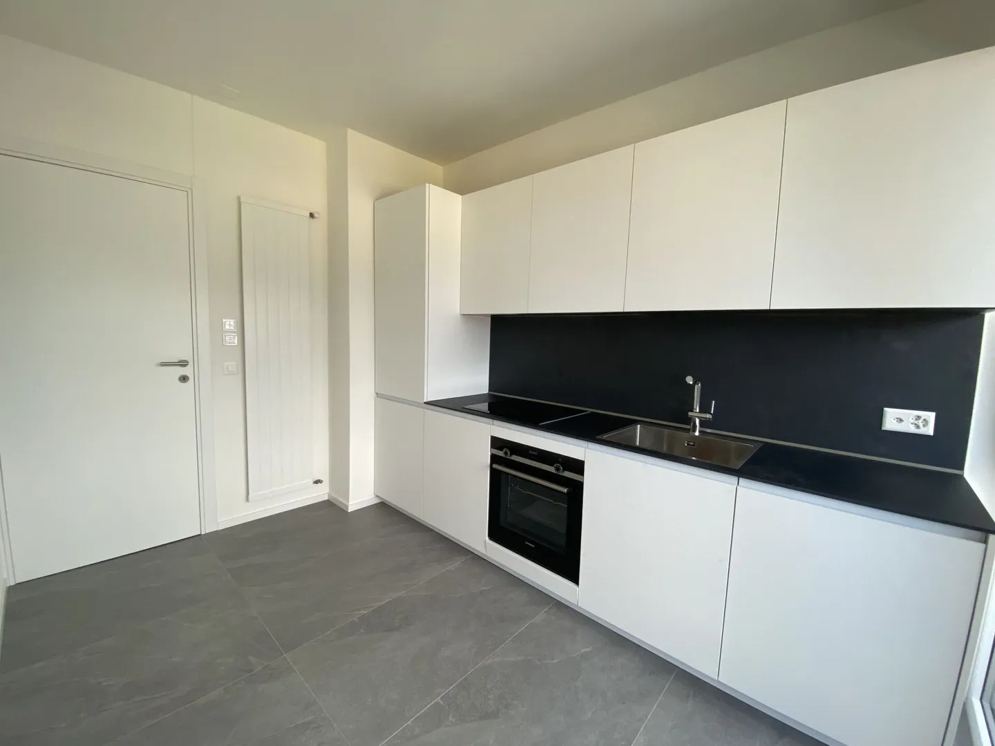 3,5 Lokale komplett renoviert - Foto 3 von 8