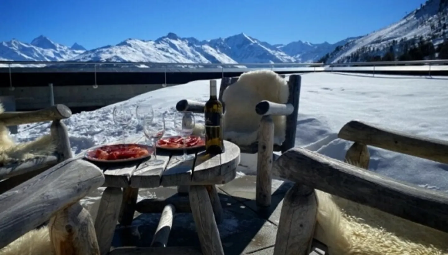 «THYON 2000
Exceptionnel attique
Vue panoramique à 360°» - Photo 2 sur 14