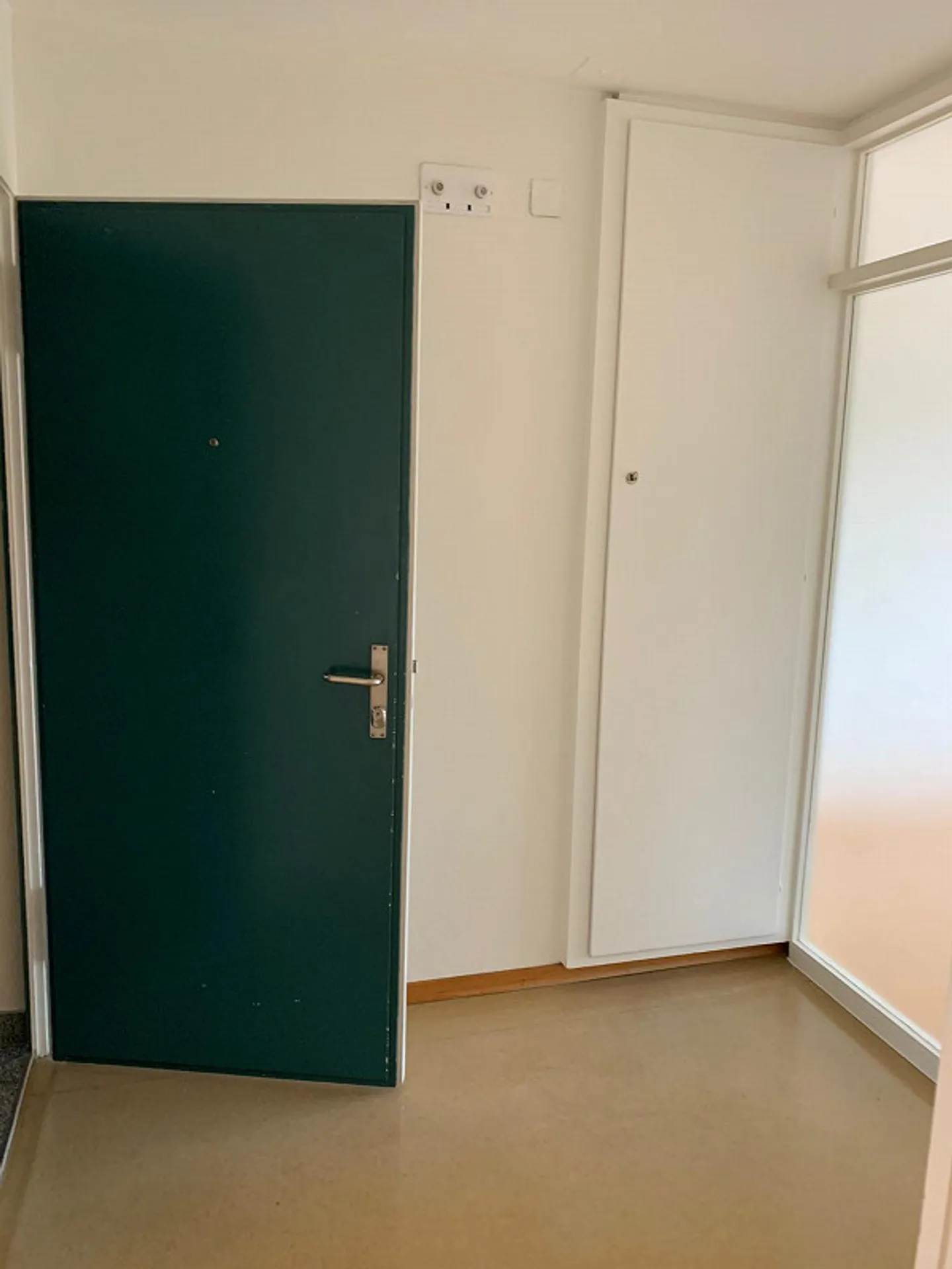 Bright 2.5 room apartment - Photo 6 of 8