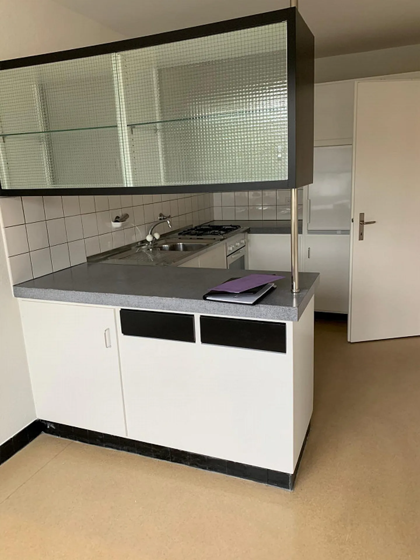 Bright 2.5 room apartment - Photo 4 of 8