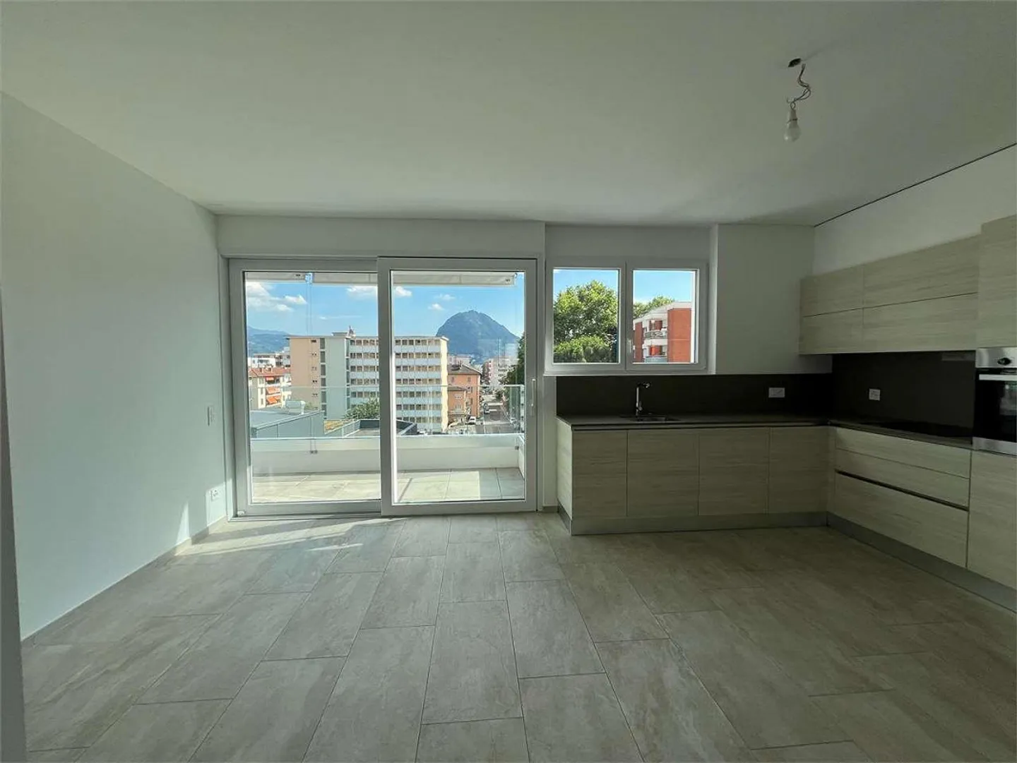 Modernes Zweizimmerapartment mit Doppelservice - Strategische Lage in Molino Nuovo - Foto 1 von 13