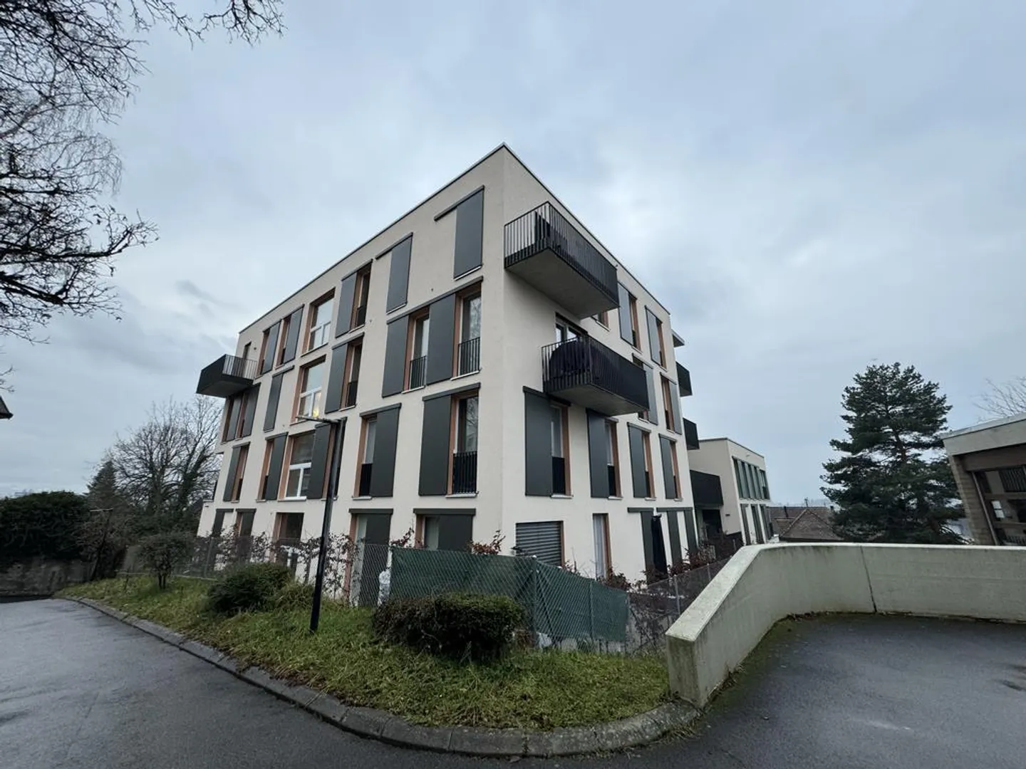 Splendide logement à proximité du centre-ville de Bussigny! - Photo 1 sur 9