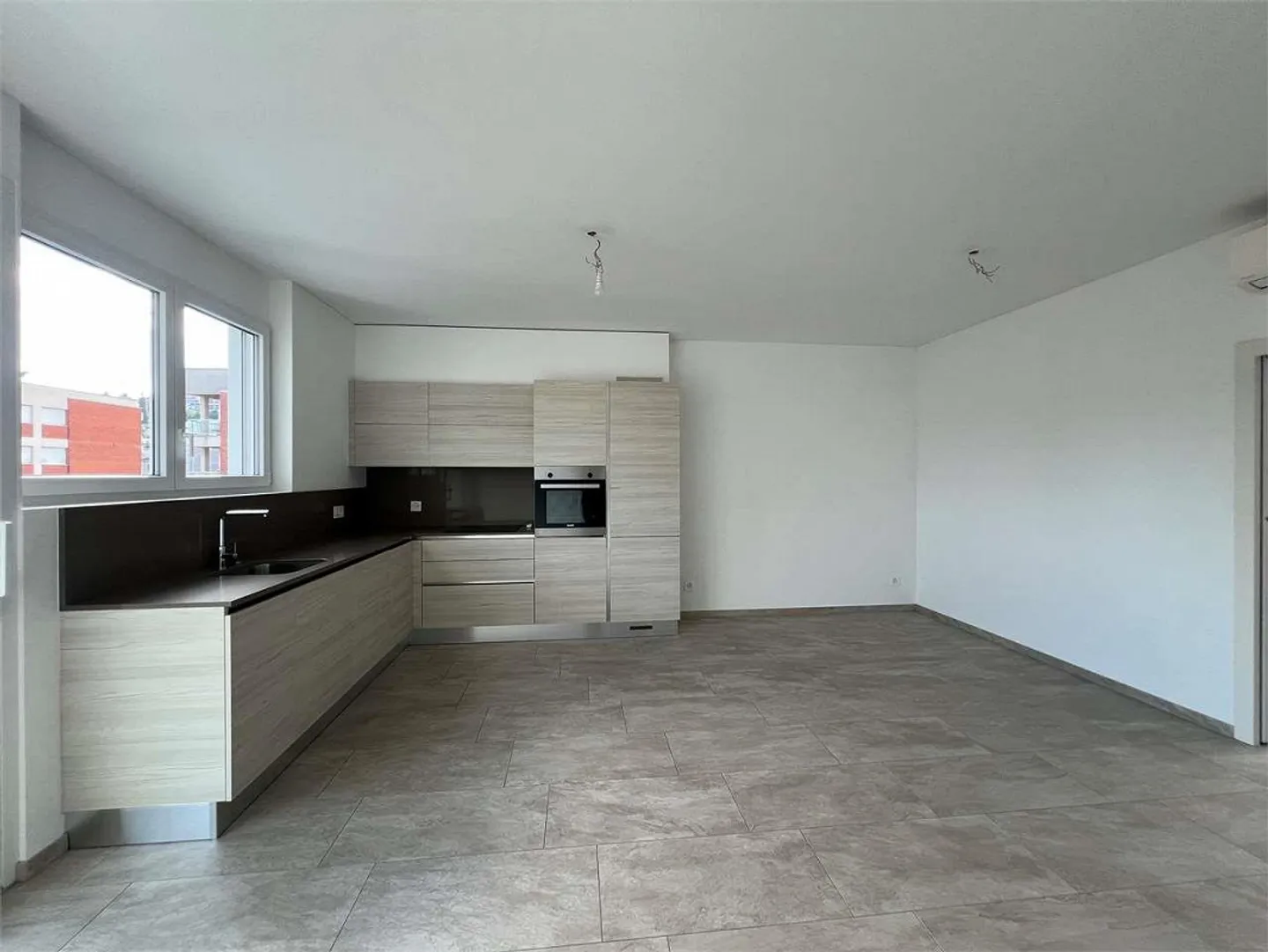 Modernes Zweizimmerapartment mit Doppelservice - Strategische Lage in Molino Nuovo - Foto 3 von 13