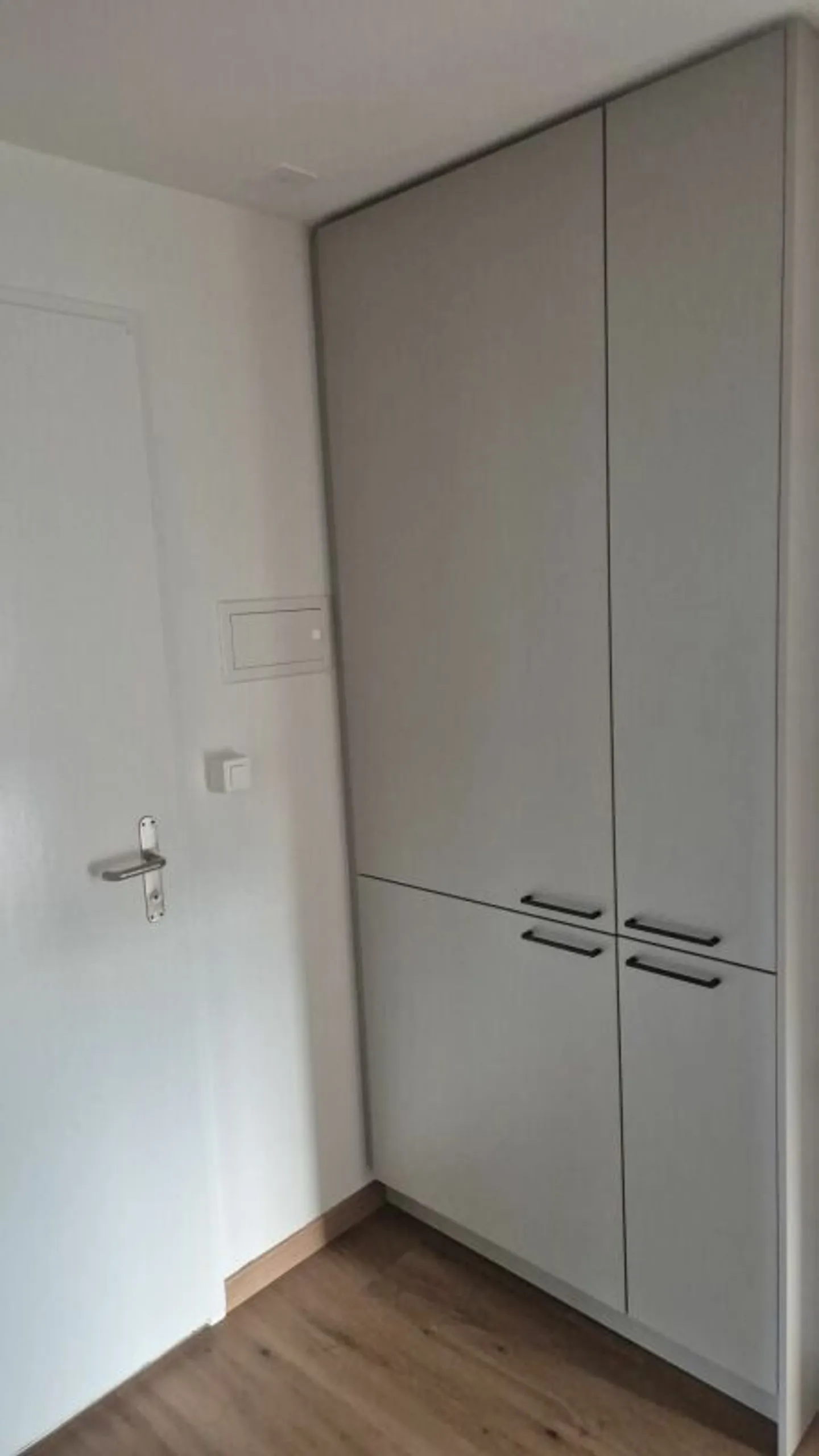 Appartamento 4 locali completamente ristrutturato di circa 85 m2 in posizione centrale a Märstetten - Foto 6 di 11