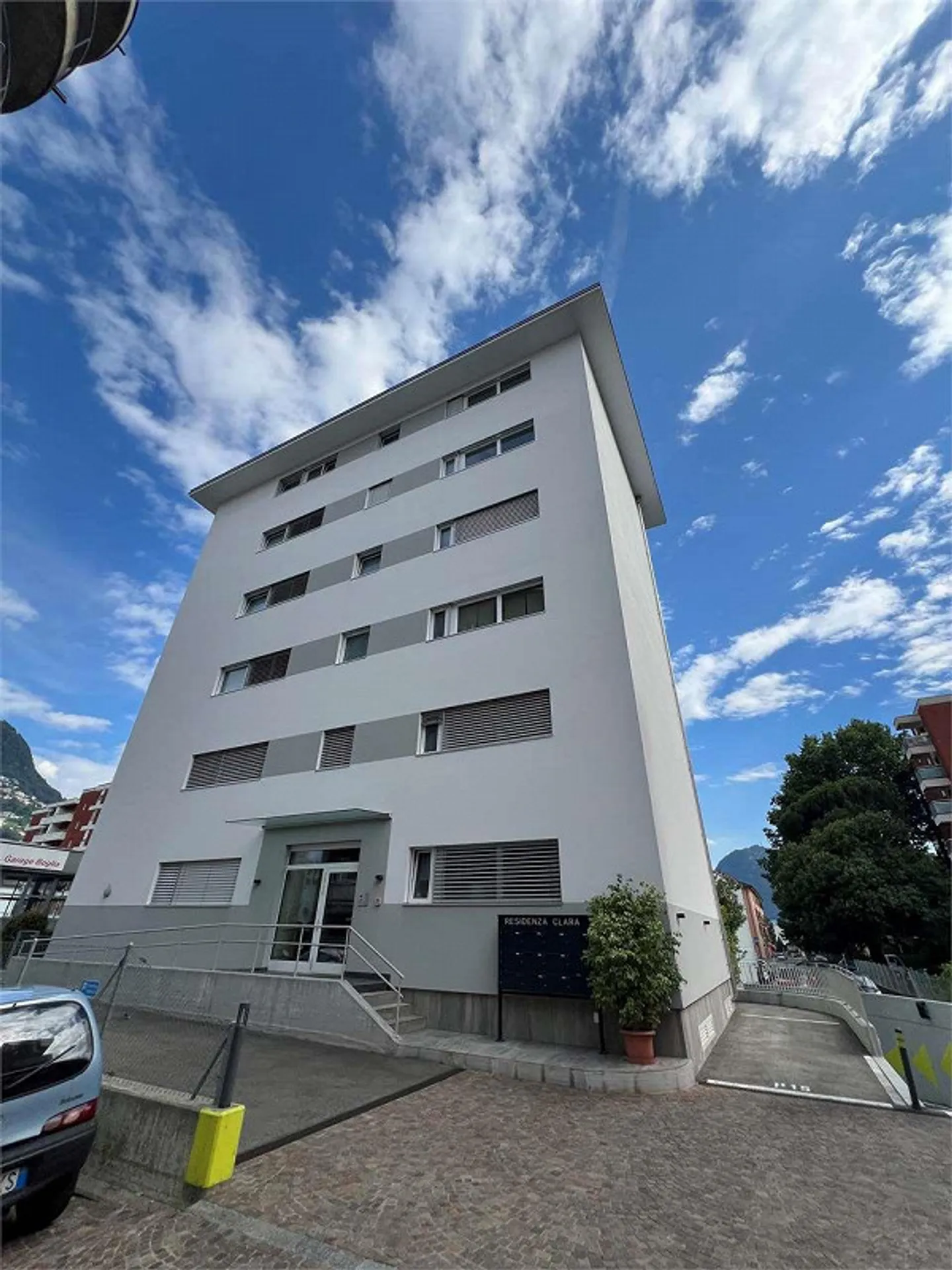 Modernes Zweizimmerapartment mit Doppelservice - Strategische Lage in Molino Nuovo - Foto 10 von 13