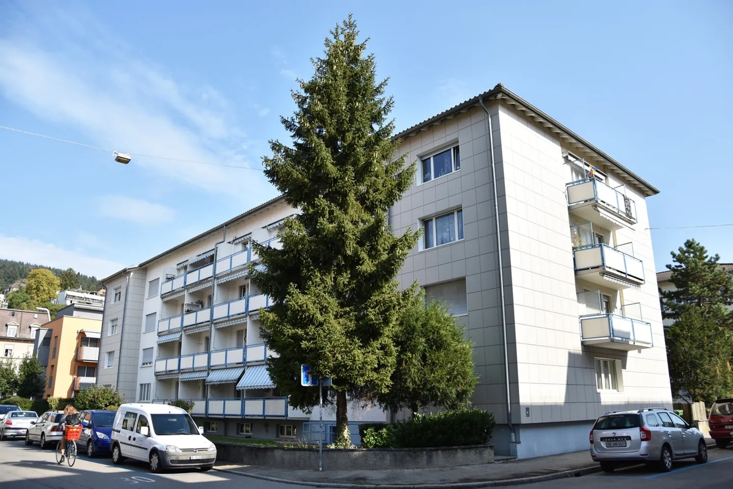 Einstellplatz zu Vermieten in Biel - Foto 1 von 2