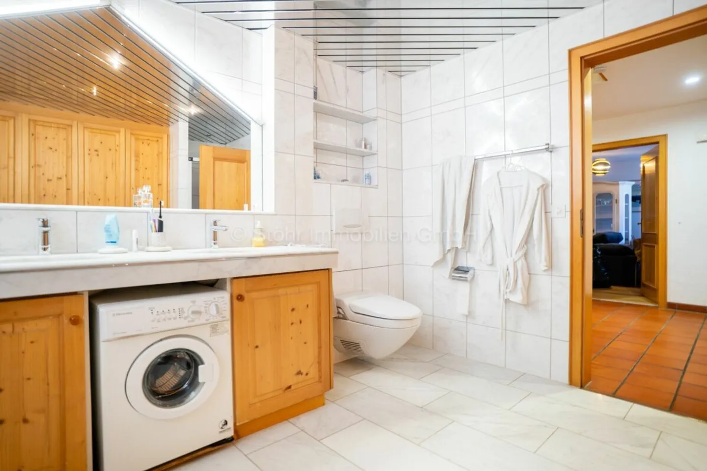 Casa bifamiliare con terreno edificabile - Un'opportunità unica - Foto 23 di 29